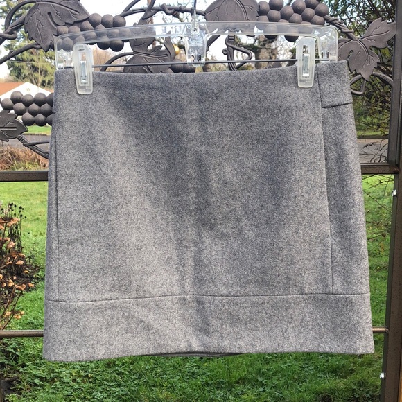 J. Crew Dresses & Skirts - J. Crew gray lined wool blend mini skirt size 2